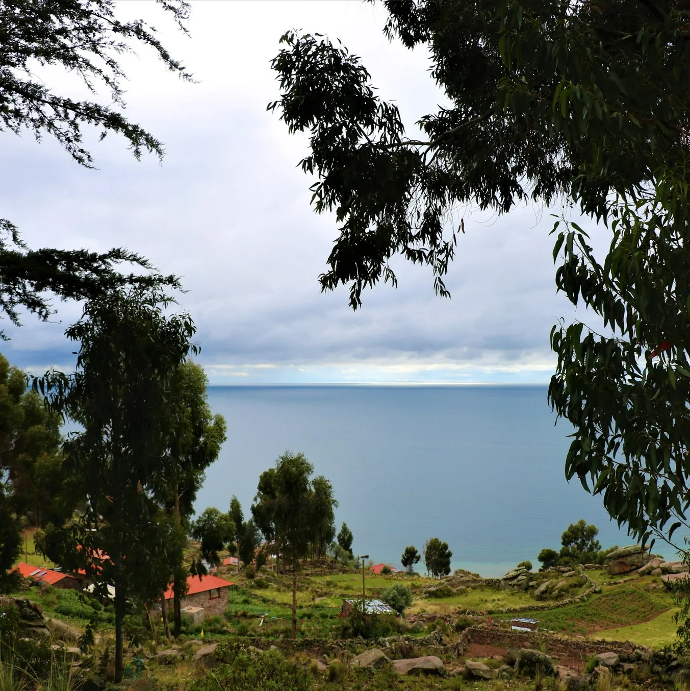 Blue Sky Taquile Lodge 18 H